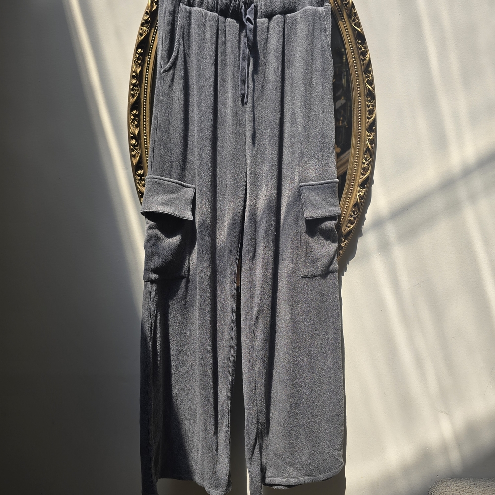 Gilli Women's Charcoal Cargo Pants